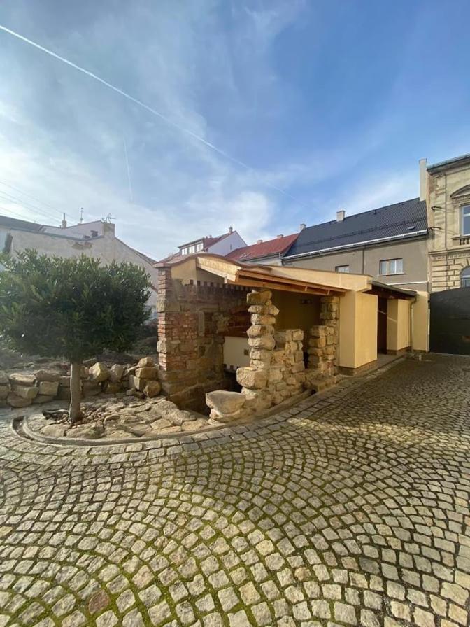 Galerie Vila Lucia #5 - mezotonový apartmán Plzeň Exterior foto